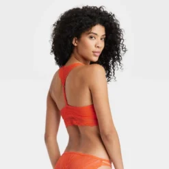 Women's High Apex Racerback Bralette - Auden™